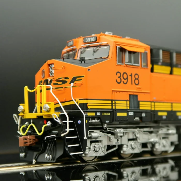 HO 1/87 Train Model American SCALETRAINS ESU Digital Sound Effect GE ET44AC Internal Combustion BNCF Rail Car Toy - Image 2