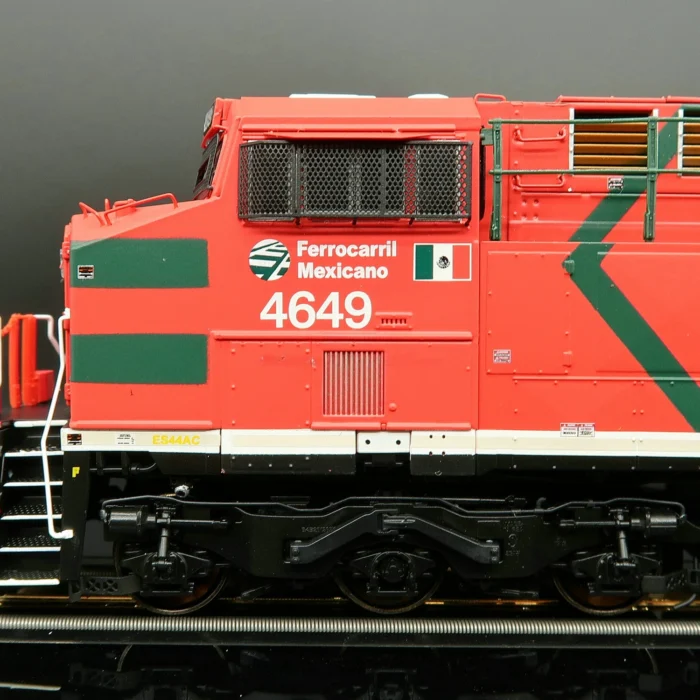 Internal Combustion Engine 1/87 Train Model SCALETRAINS ESU Digital Sound HO Type ES44AC FXE 33081 Train Model Toy - Image 2
