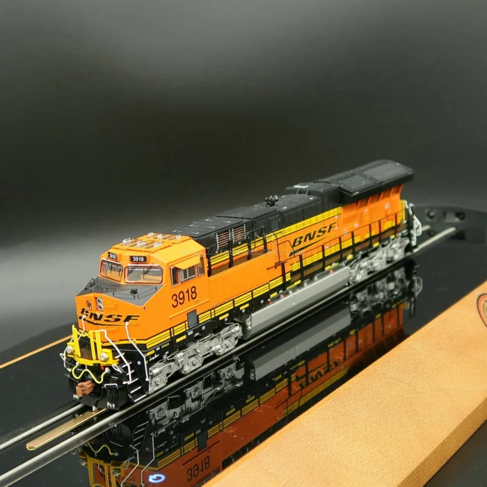 HO 1/87 Train Model American SCALETRAINS ESU Digital Sound Effect GE ET44AC Internal Combustion BNCF Rail Car Toy - Image 5